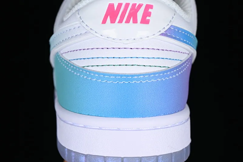 All Categories Nk SB Dunk Series Nk SB Dunk Low Low-top sneakers Cost-effective version Nk Dunk Low "Violet and Hyper Pink" gradient color SB low-top casual sneakers FJ7743-194